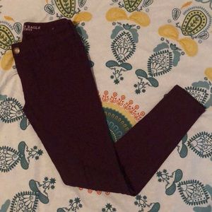 American Eagle Super Stretch Jegging in maroon